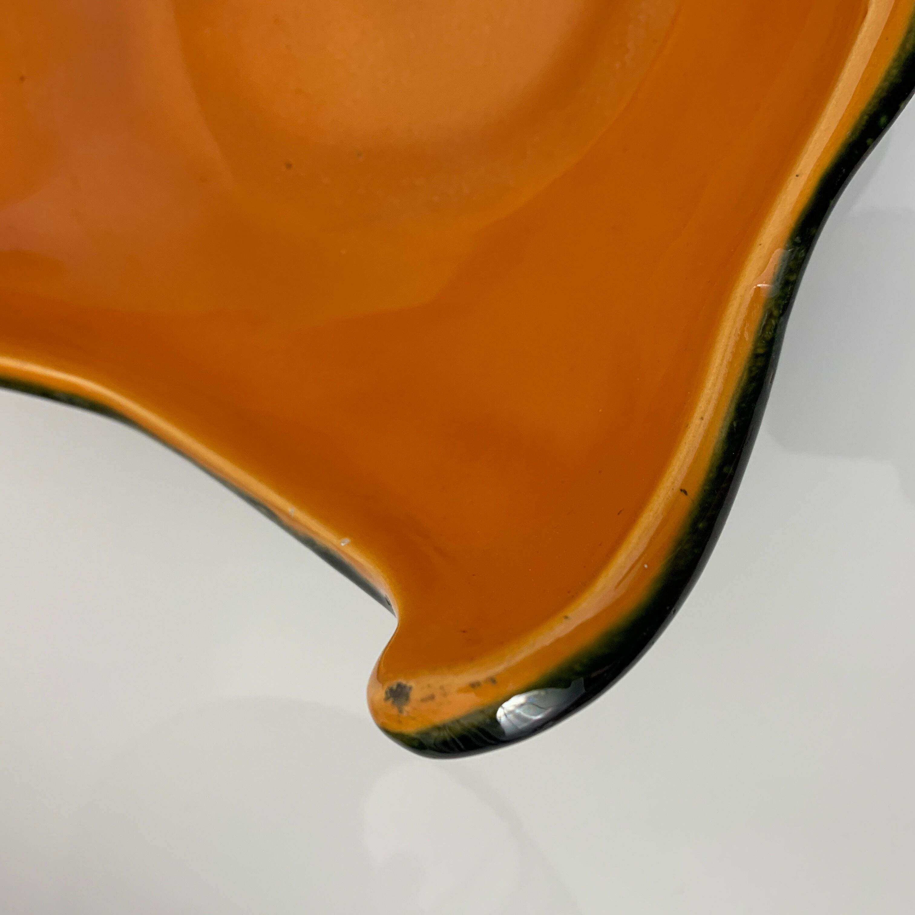 Cut handkerchief vintage ceramic two-tone free-form orange black