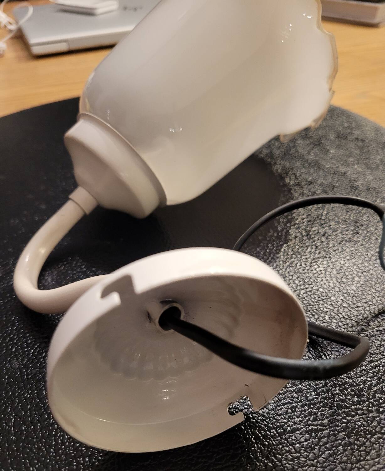 White glass tulip wall light