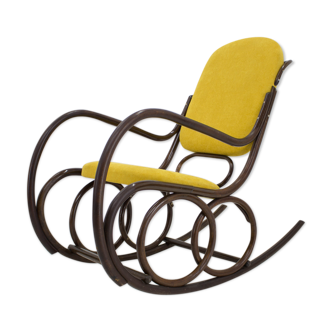 Midcentury bentwood rocking chair from Ton, 1960s