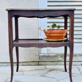 Dessert vintage shelf with curved legs