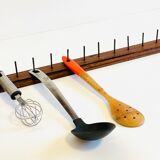 Workshop coat rack in solid oak