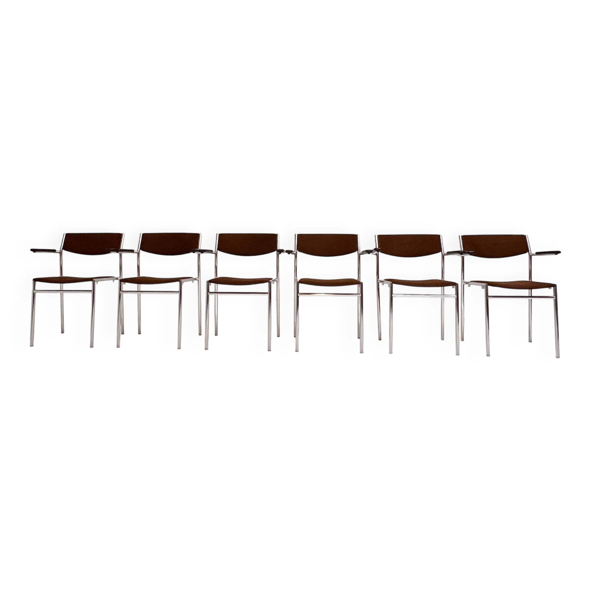 Set of 6 stackable chairs in rust colour by Gijs van der Sluis, 1970s.
