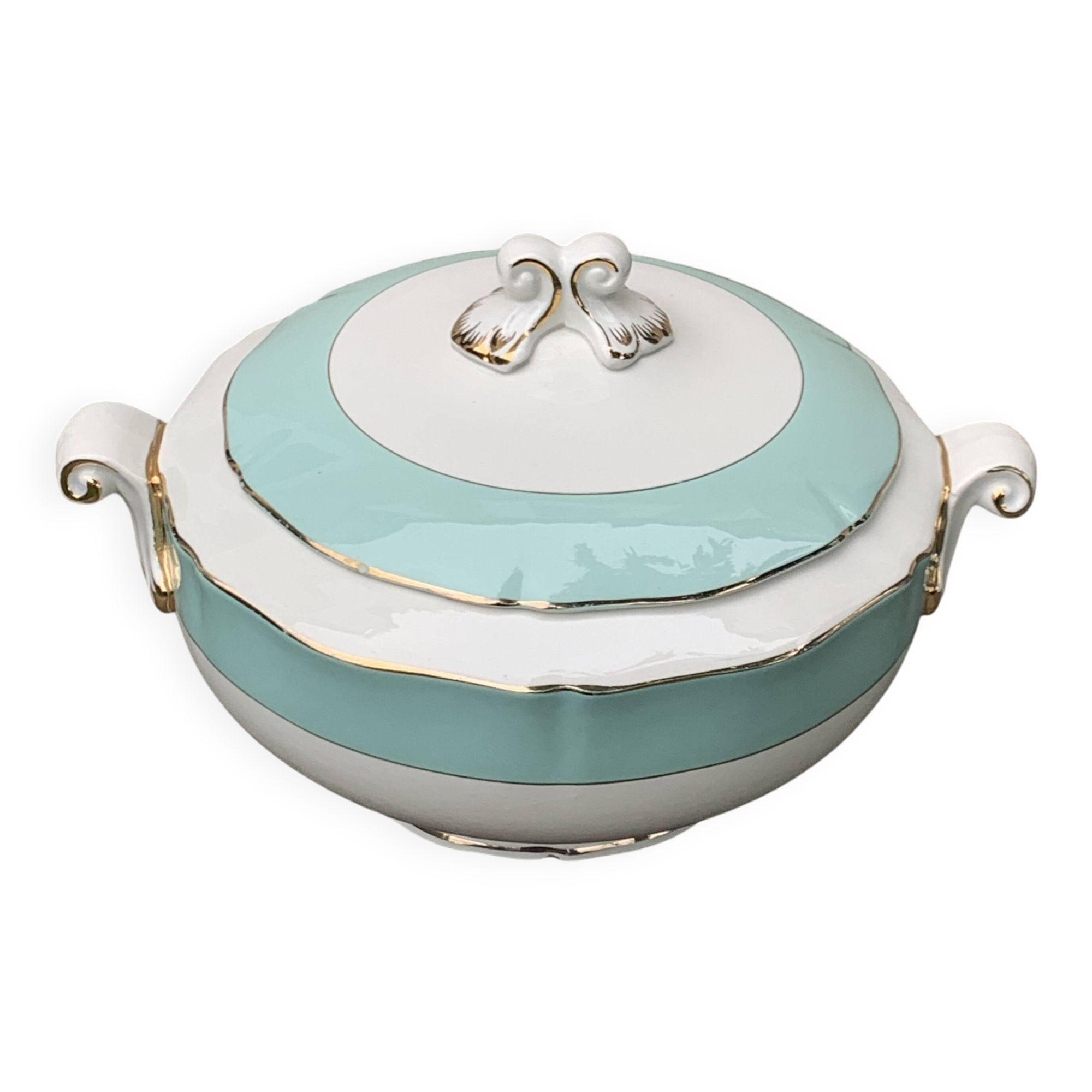 Soup tureen, Chambord model, semi porcelain, Ceranord France, vintage