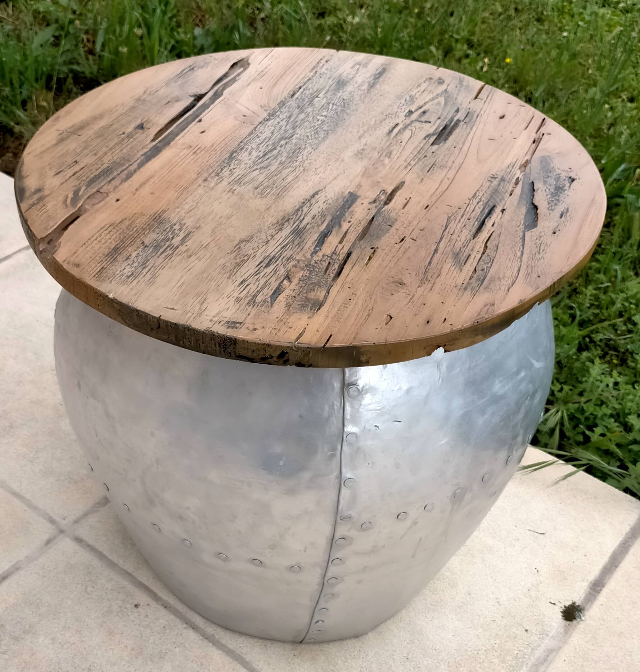 Table basse en métal