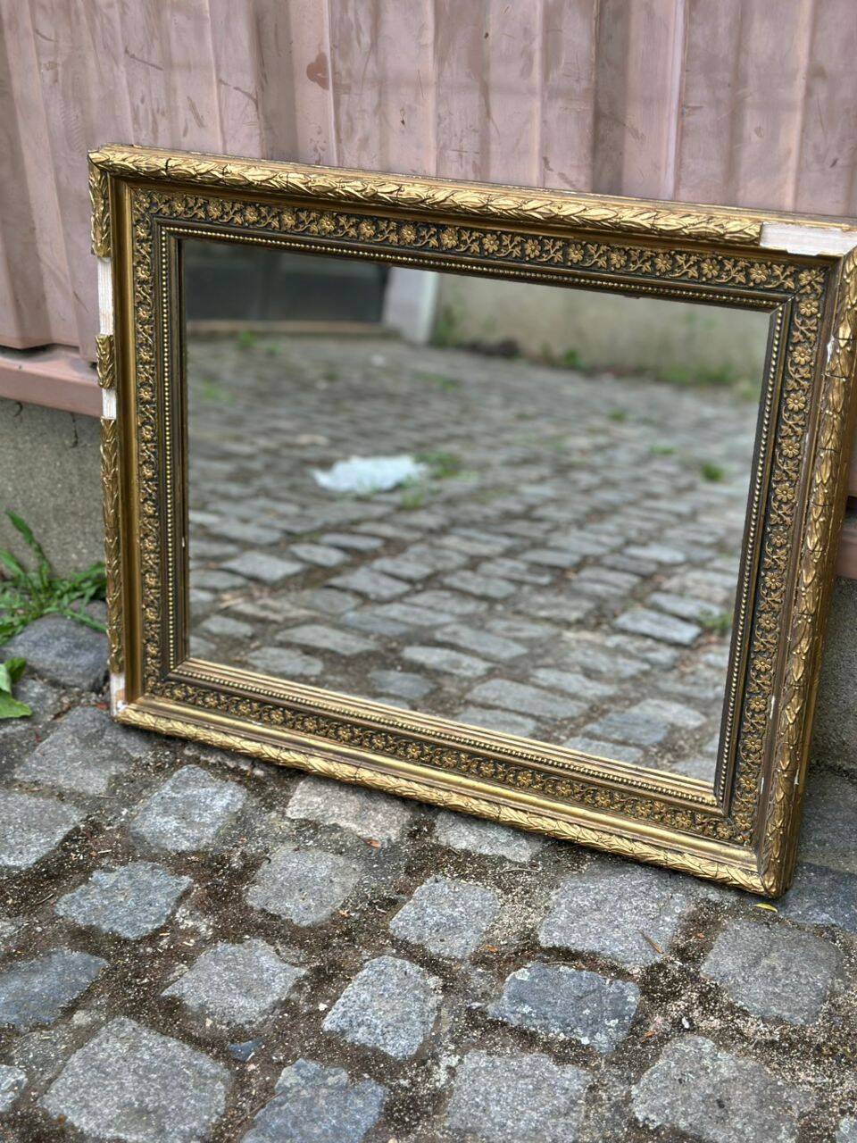 Miroir vintage en stuc doré style Napoléon III ou fin XIXème