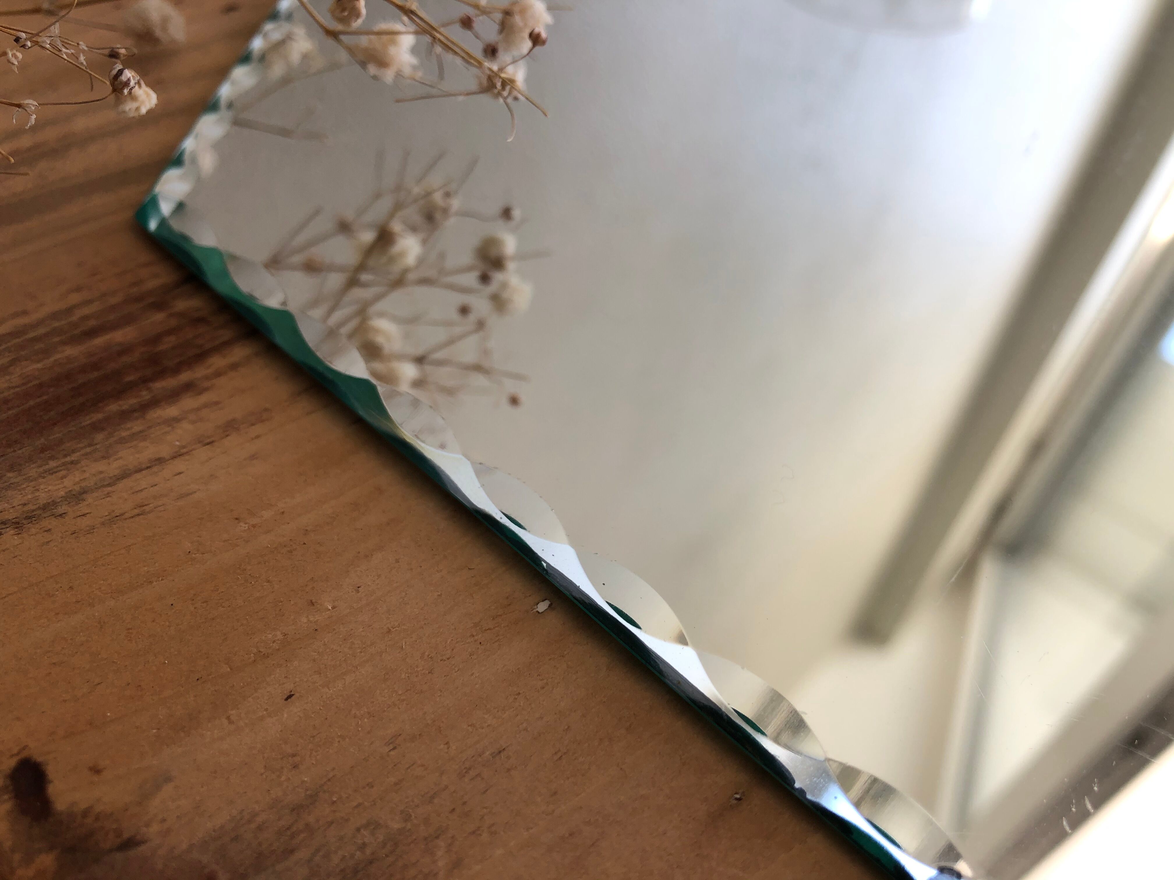 Octagonal bevelled mirror - 31 x 24 cm