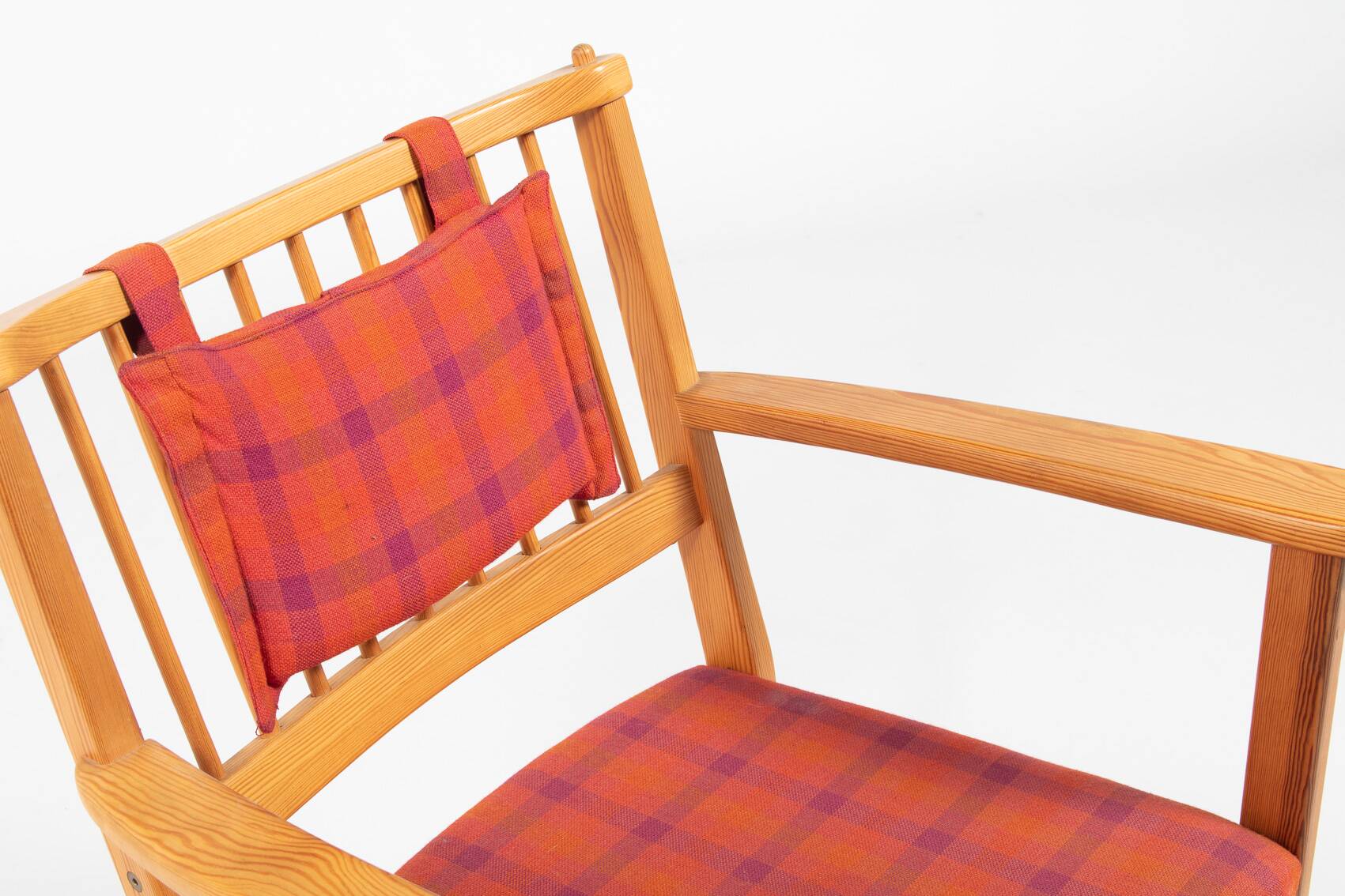 Yngve Ekstrom ‘Furubo’ armchairs with a table produced by Swedese, 1970’s