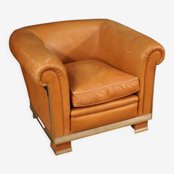 Italian design armchair in leather from the 70s