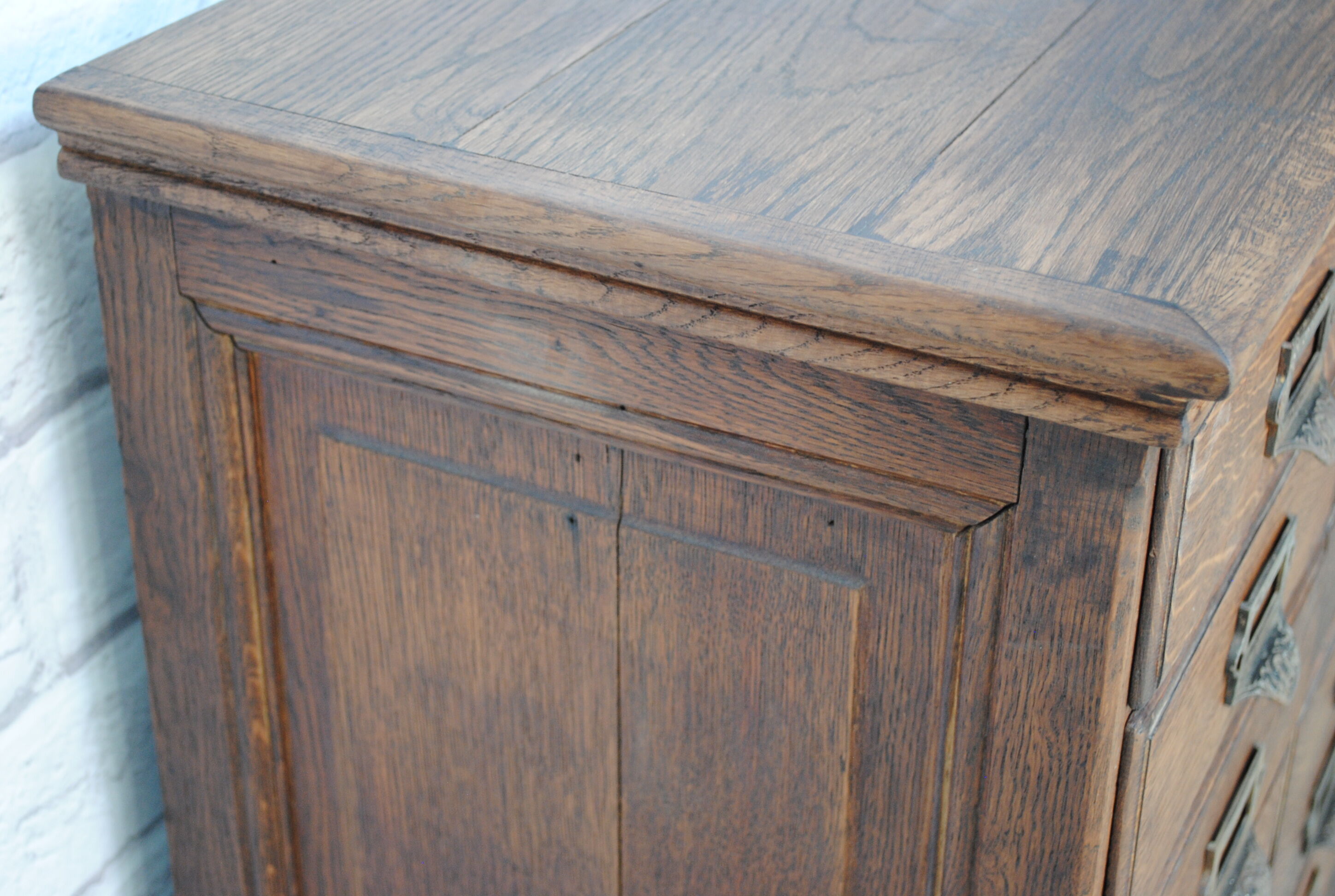 Chouanard notary cabinet