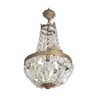 Hot air balloon chandelier with tassels