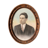Portrait oval frame 1927