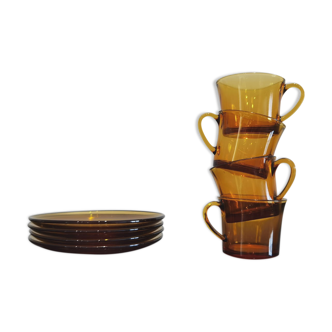 4 tasses à café et sous-tasses Duralex vintage