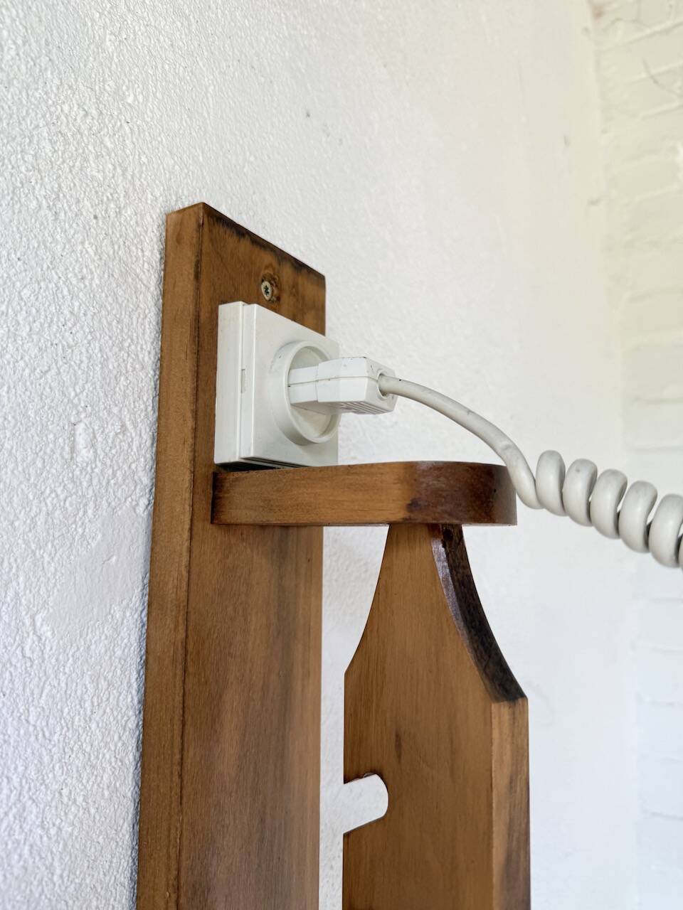 Mountain furniture gallows France pine