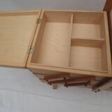 Nice-sized worker, in light varnished wood