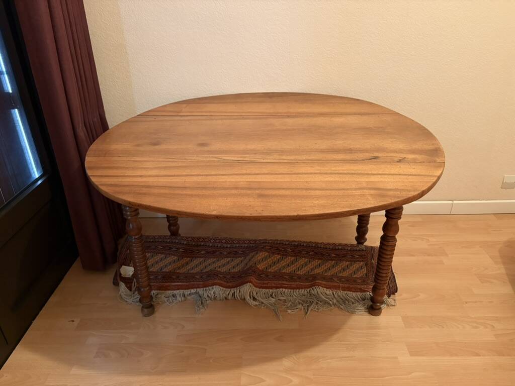 Table Ovale Bois massif