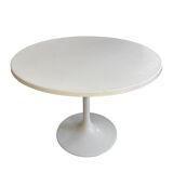 Round table