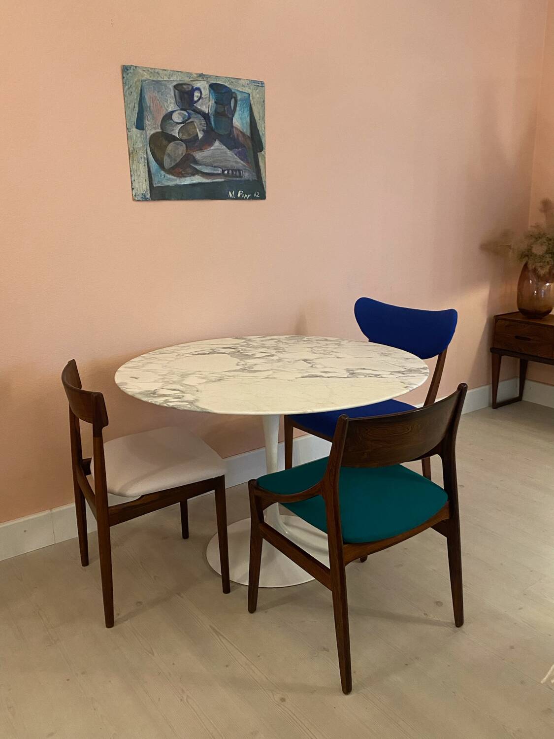 Eero Saarinen Tulip Dining Table marble 70s