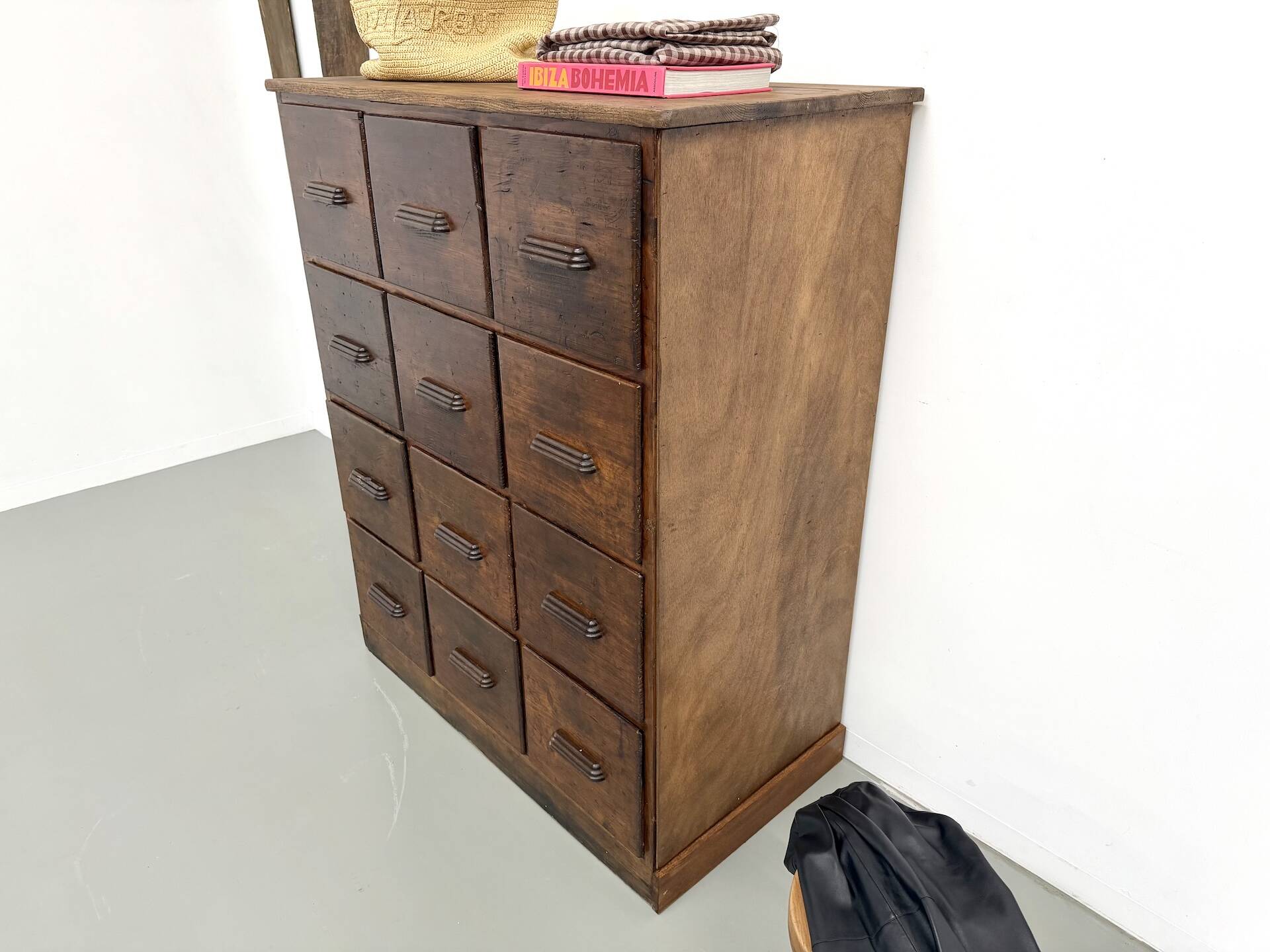 Meuble de métier ancien à 12 tiroirs, circa 1900