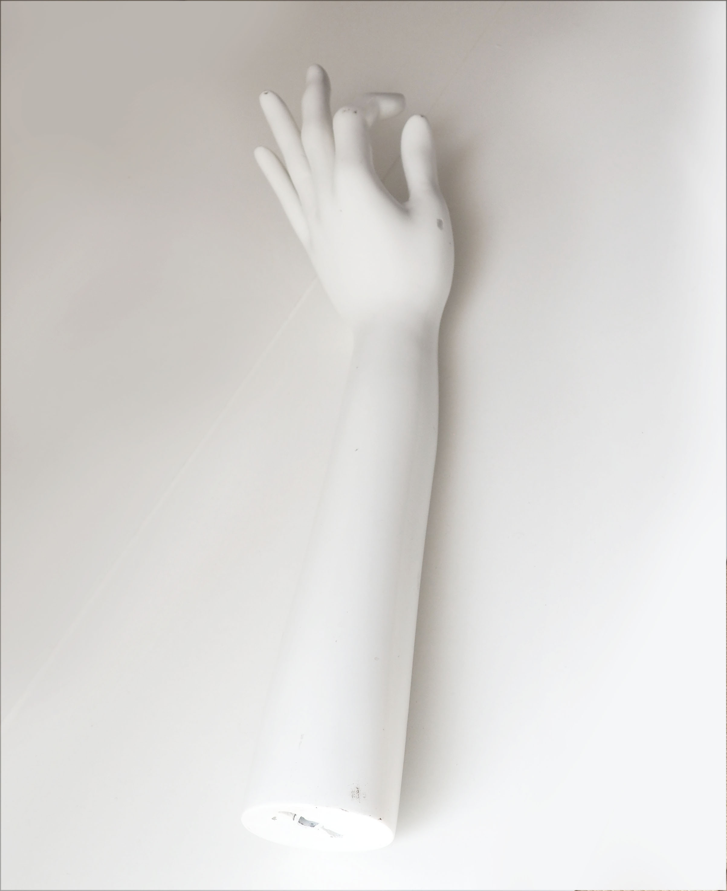 Mannequin hand