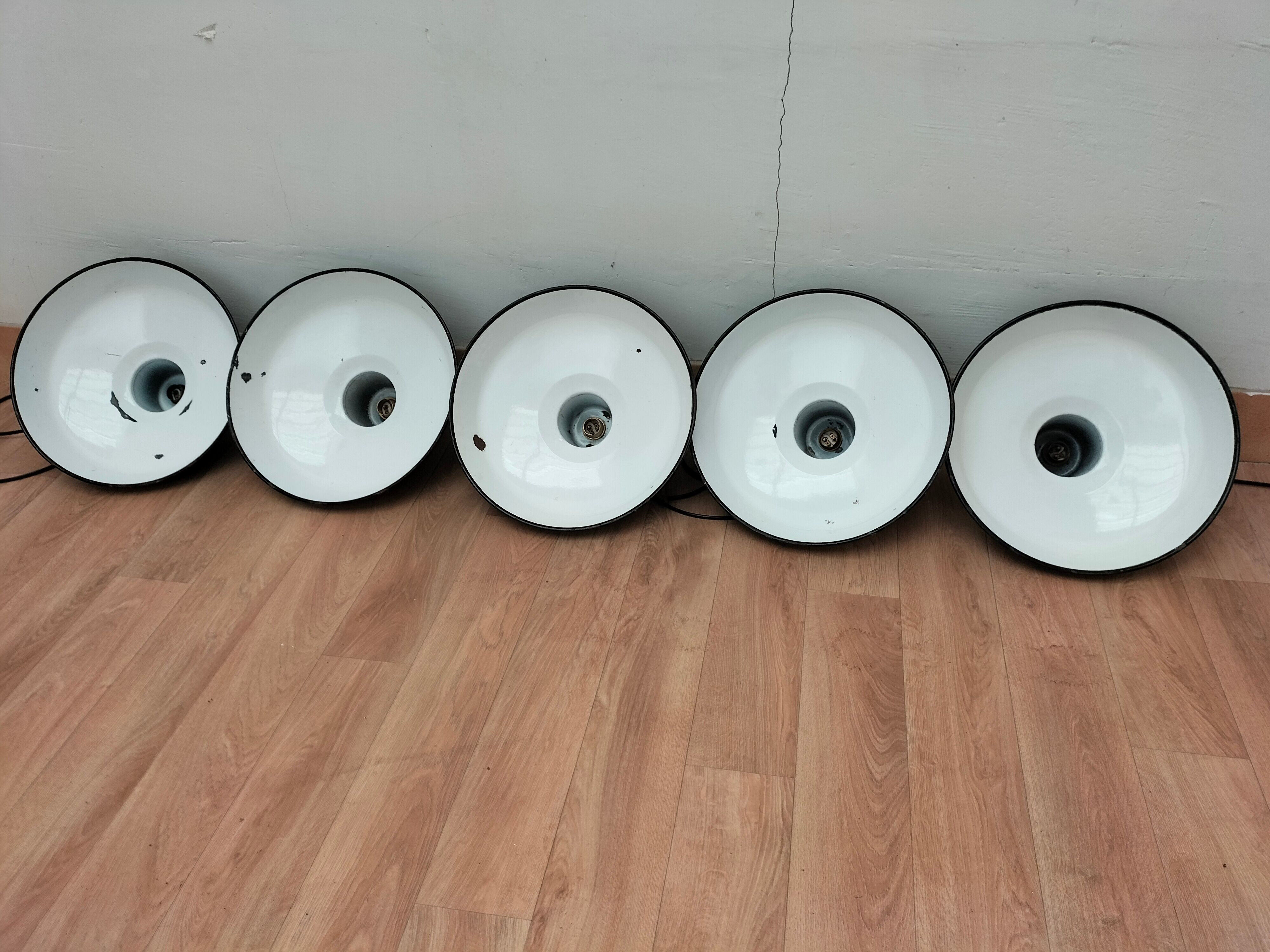 Set of 5 hanging lamps