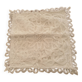 Housse de coussin en dentelle