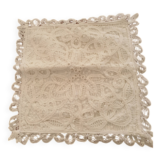Lace cushion cover