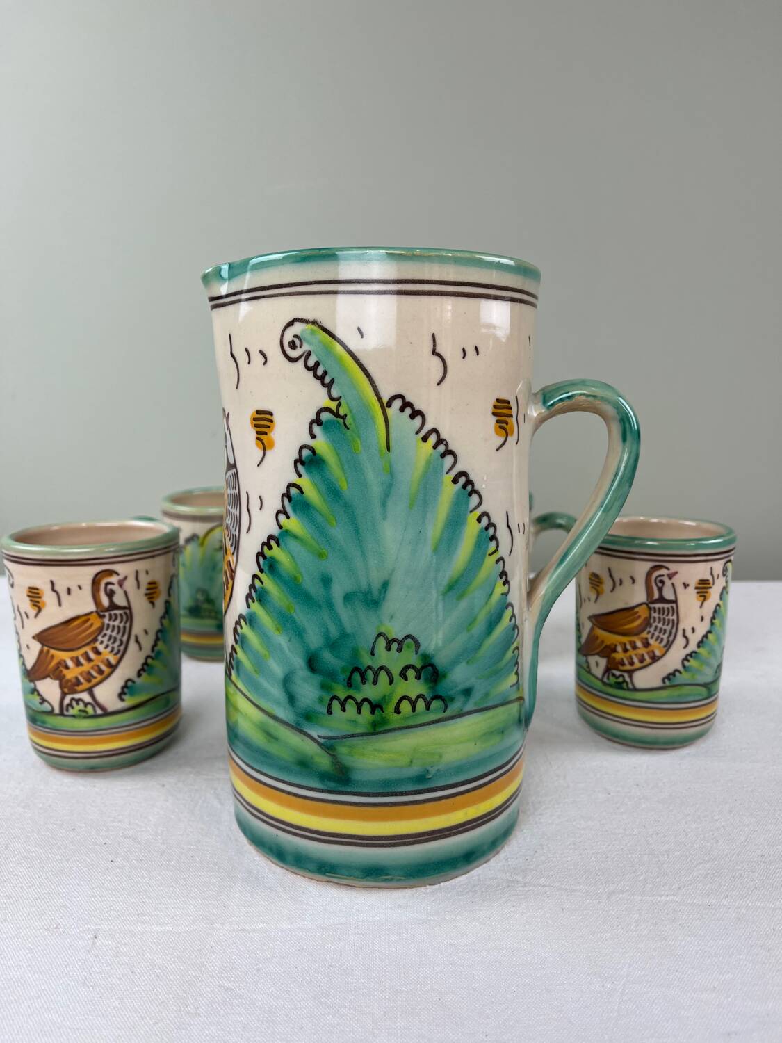 Decorated ceramic tableware