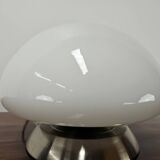 Lampe de table en verre blanc des années 70 avec interrupteur tactile