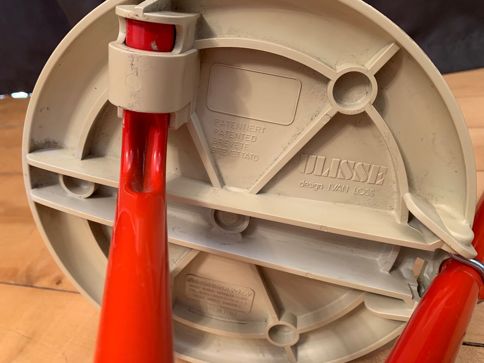 Memphis folding chair by Ivan Loss, Ulisse, Italy, 1980s