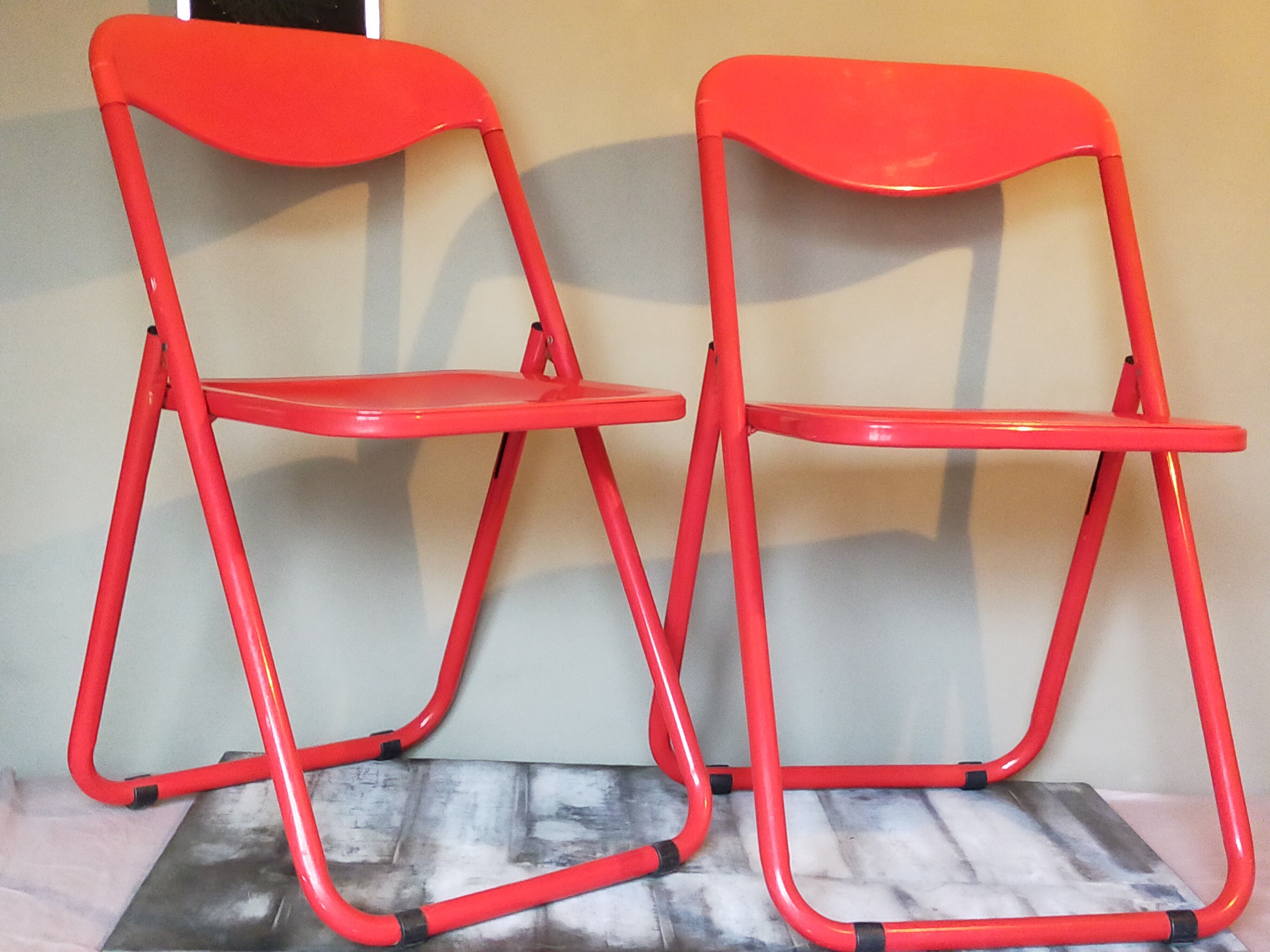 Pair of 80s folding chairs