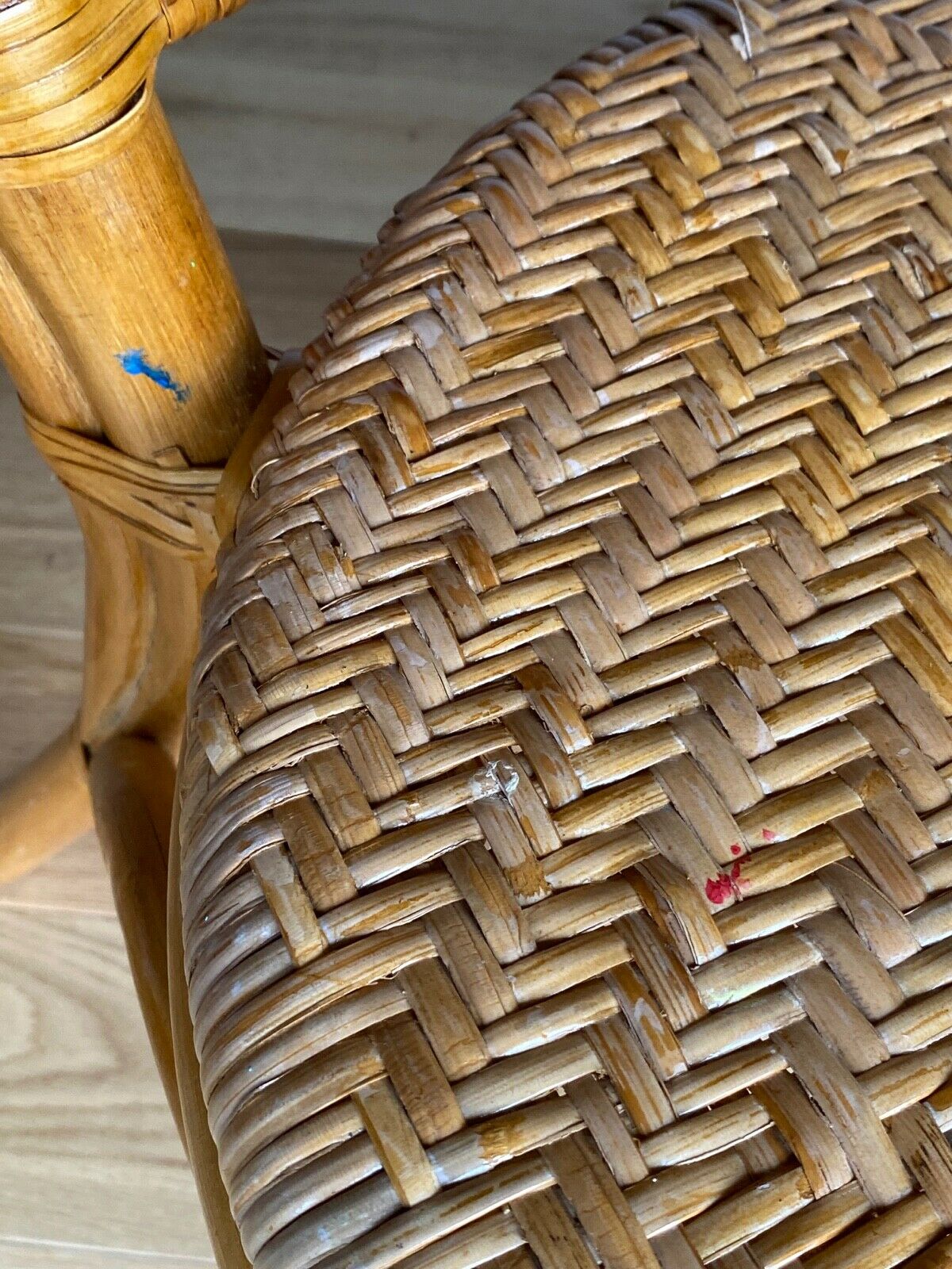 Suite de 4 chaises rotin 1970bois cintre belle patine