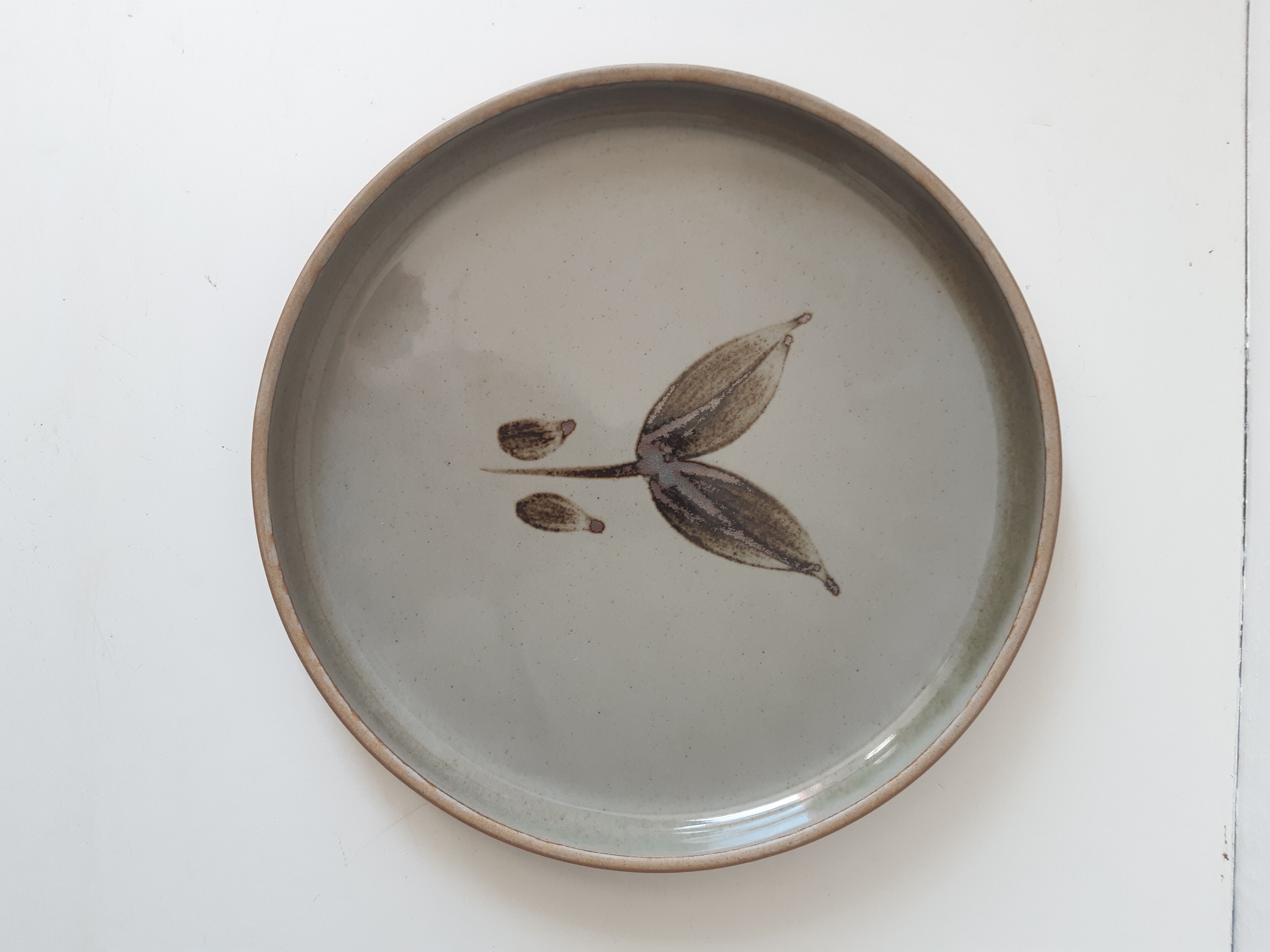 Set of 6 vintage stoneware plates