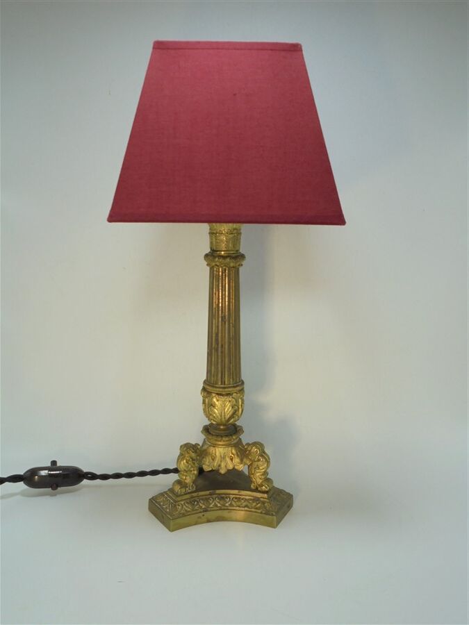 Empire style lamp
