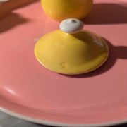 6 petits pots de crème en porcelaine de limoges avec plateau