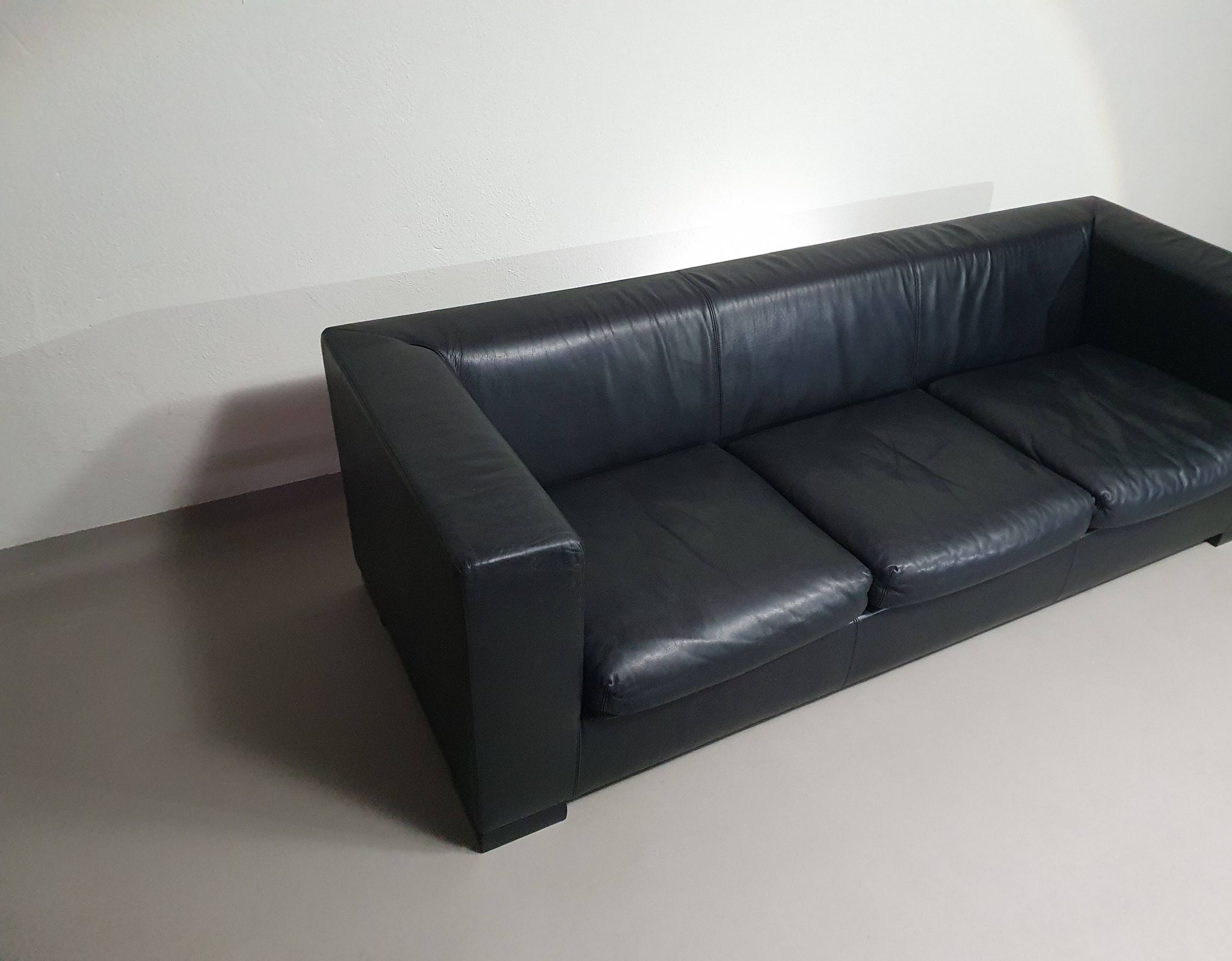 Wittmann leather sofa Camin by Paolo Piva