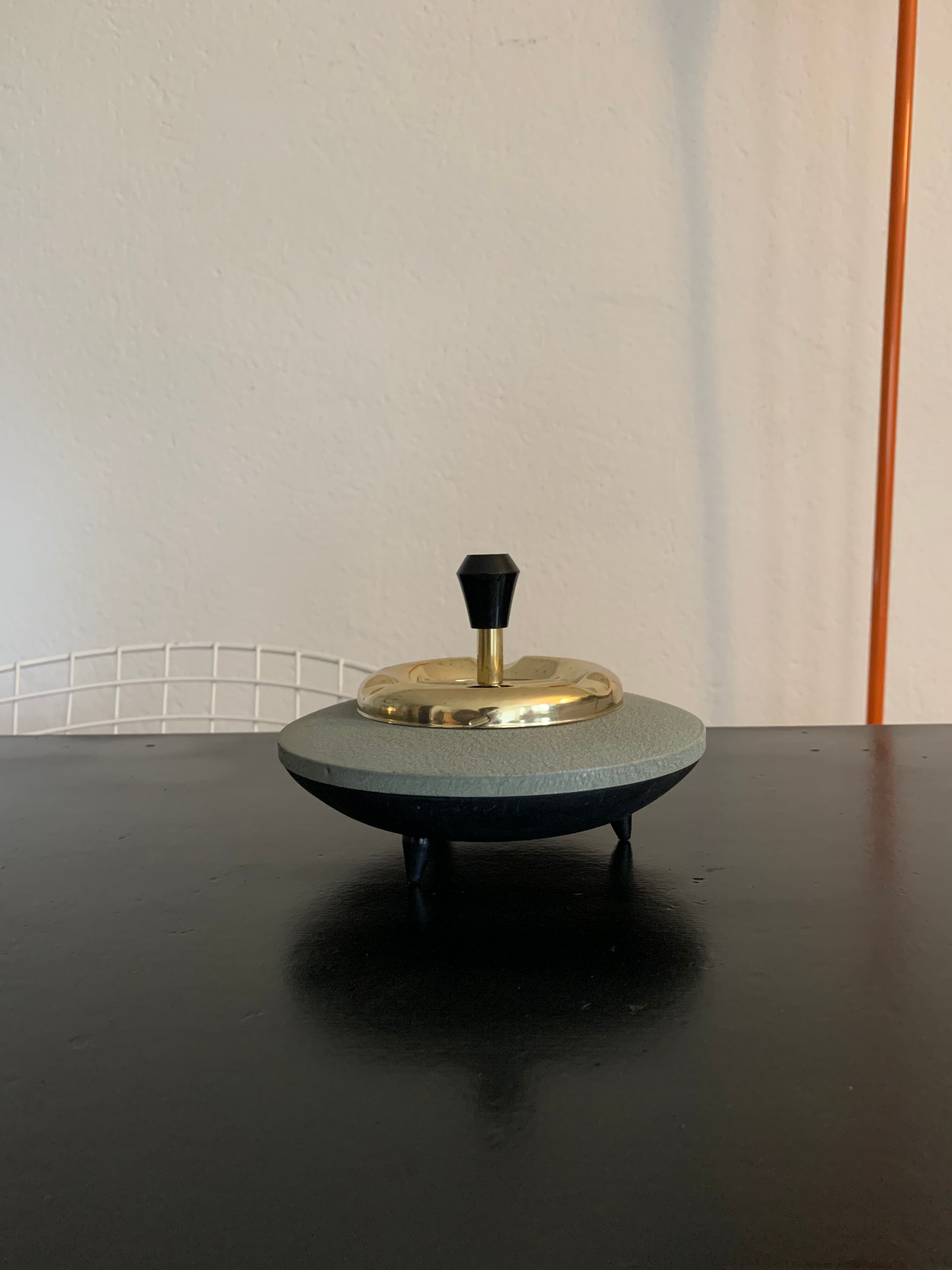 Tripod tripod vintage metal