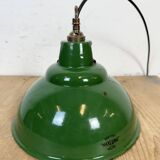 Lampe à suspension industrielle en émail vert de Maxlume, années 1960