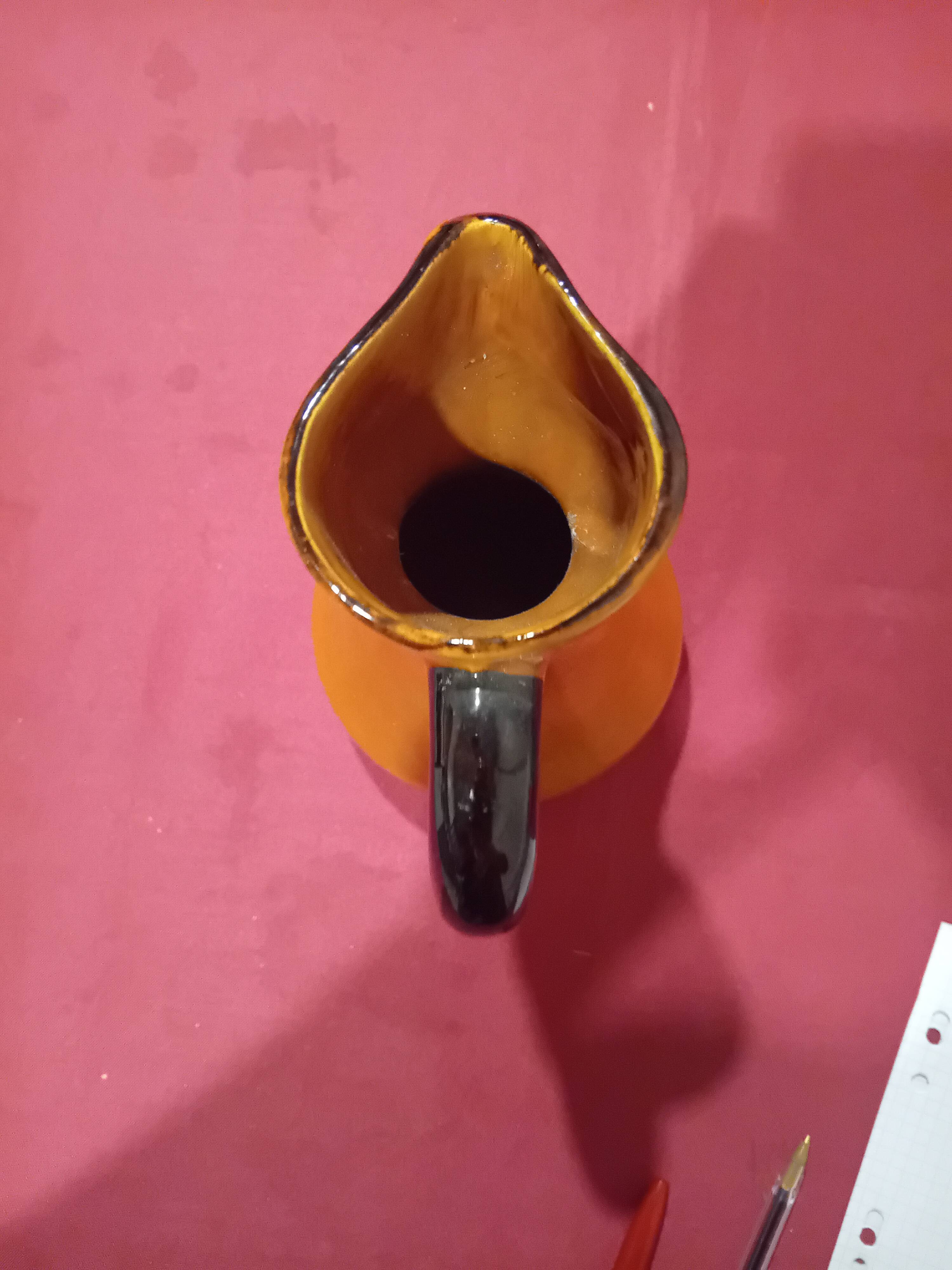 Languedoc Pitcher Poët-Laval