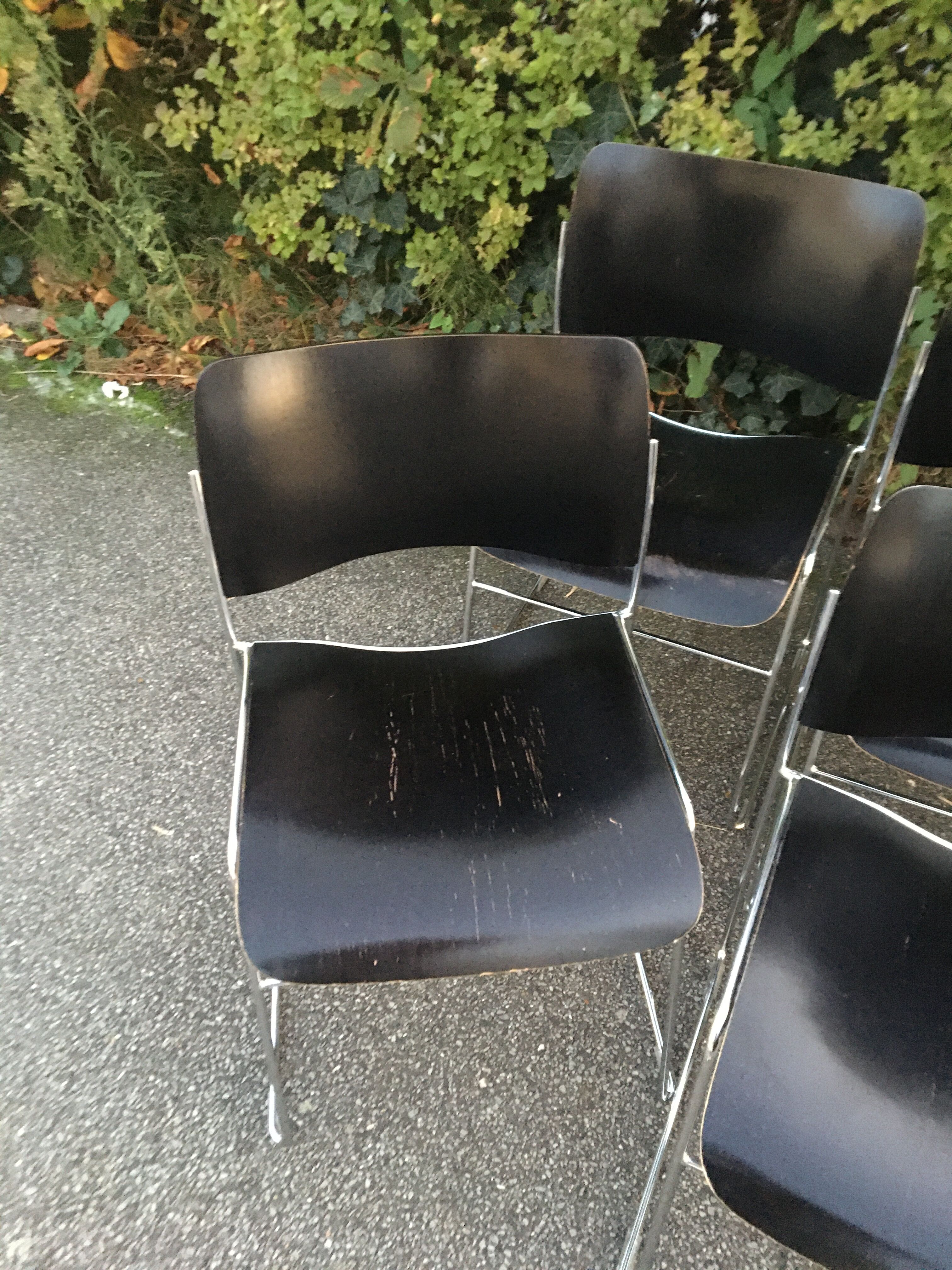 Set of 6 David Rowland Black Chairs 40/4