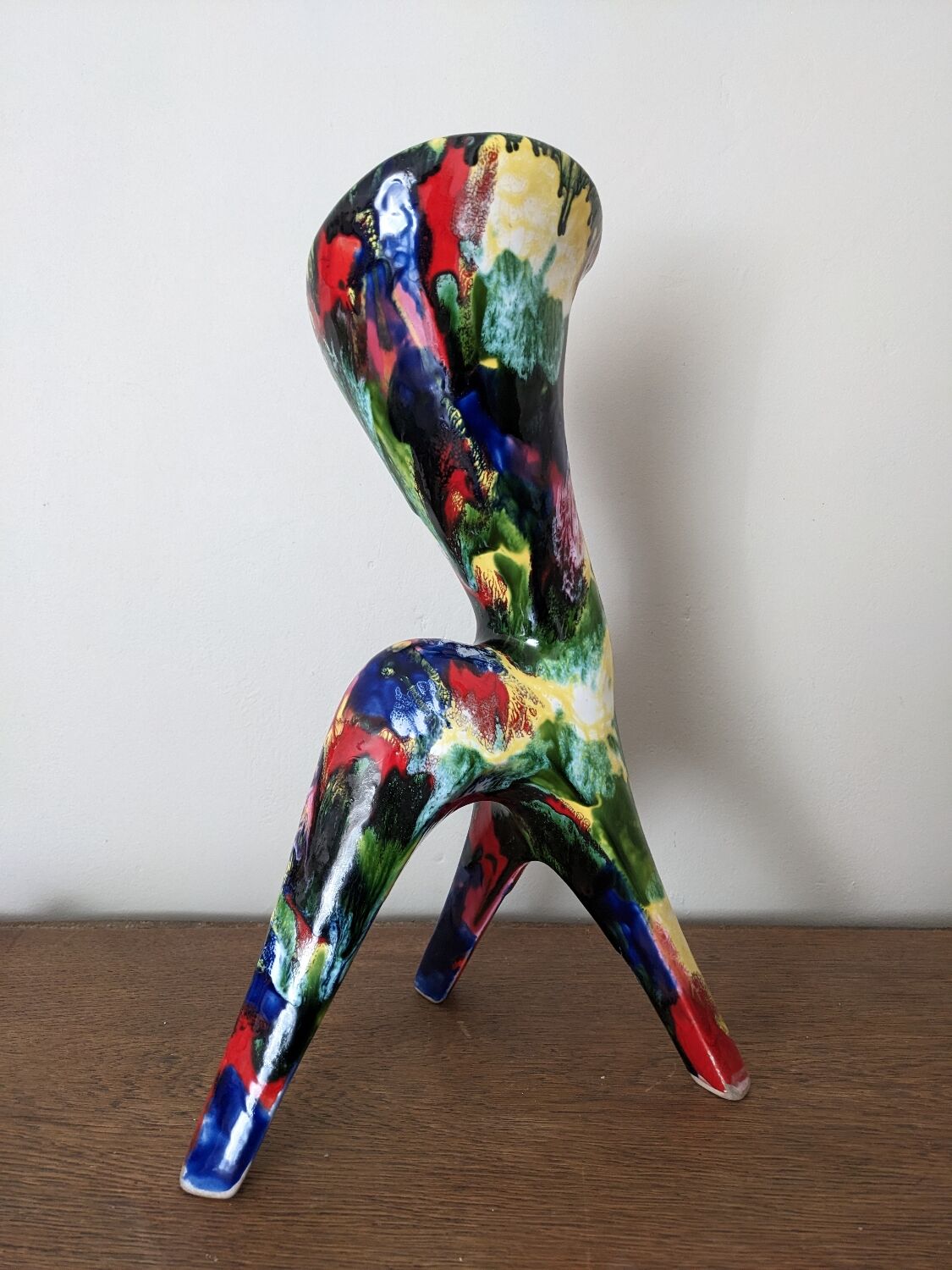 Vase tripode zoomorphe en céramique A. Dressinval