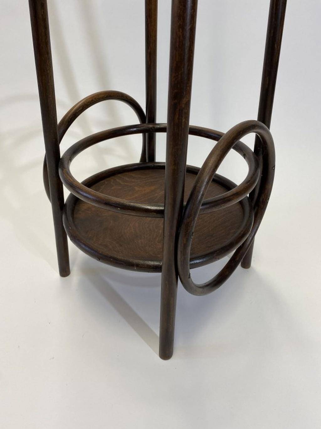 Supports à fleurs par Thonet No.908