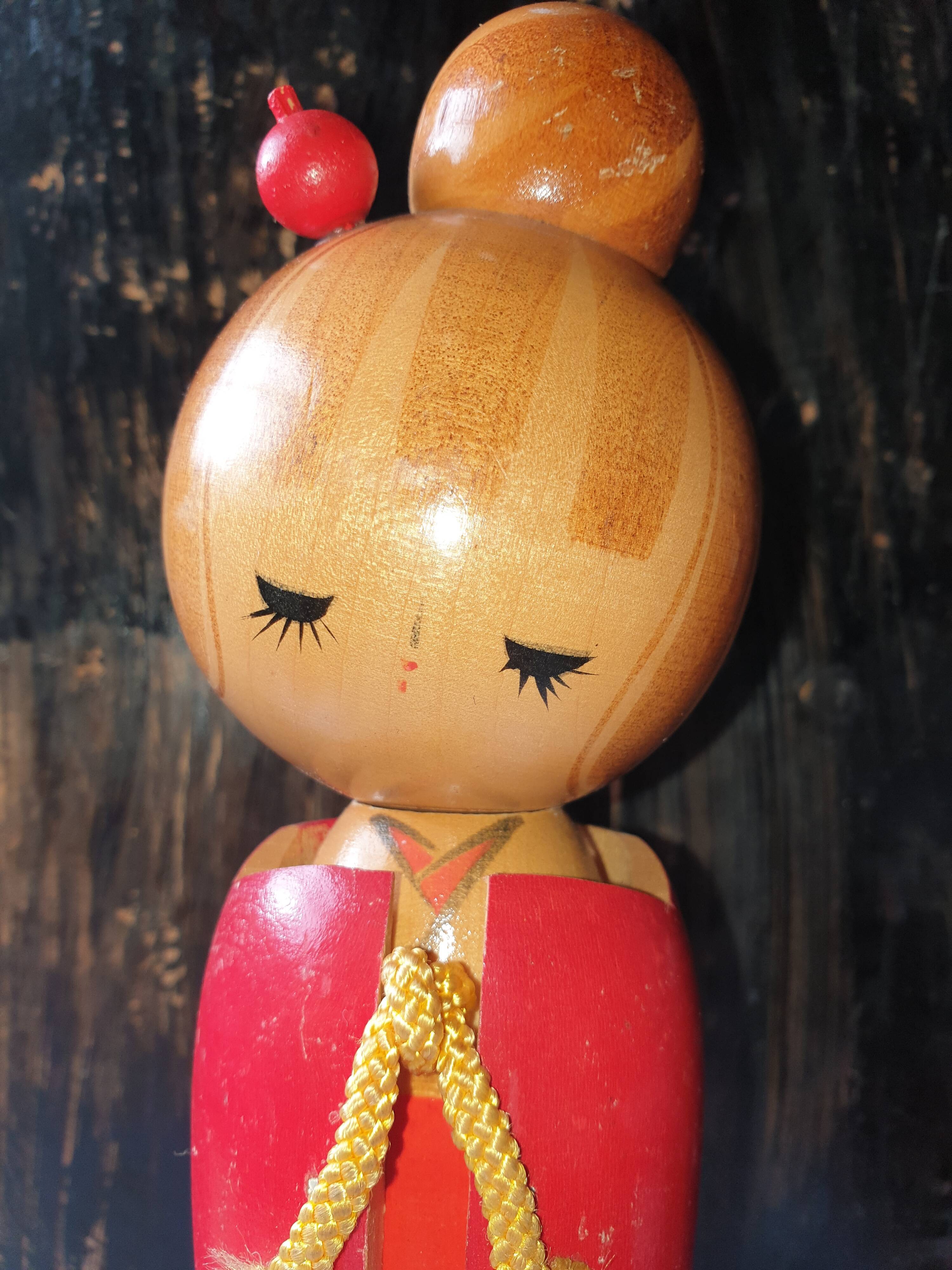 Vintage Kokeshi doll