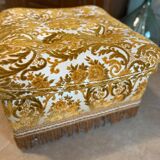 Pouf ou repose pied vintage