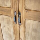 Large Parisian wardrobe in solid wood (renovated)