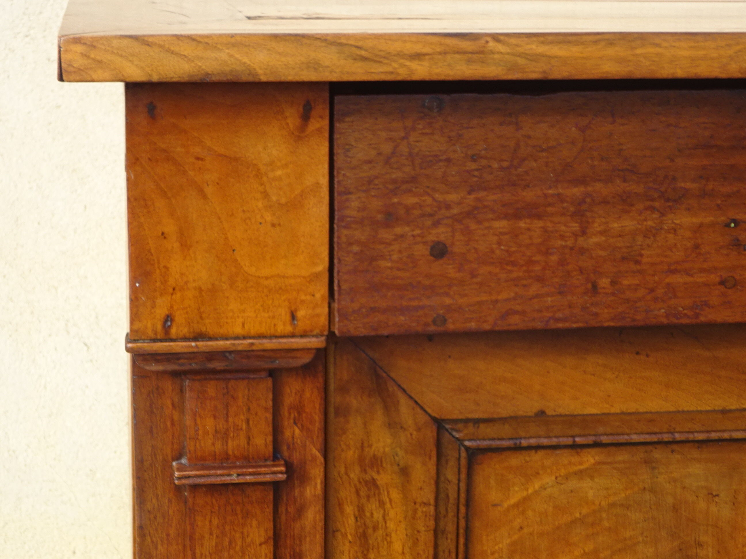 Empire jam maker in solid walnut