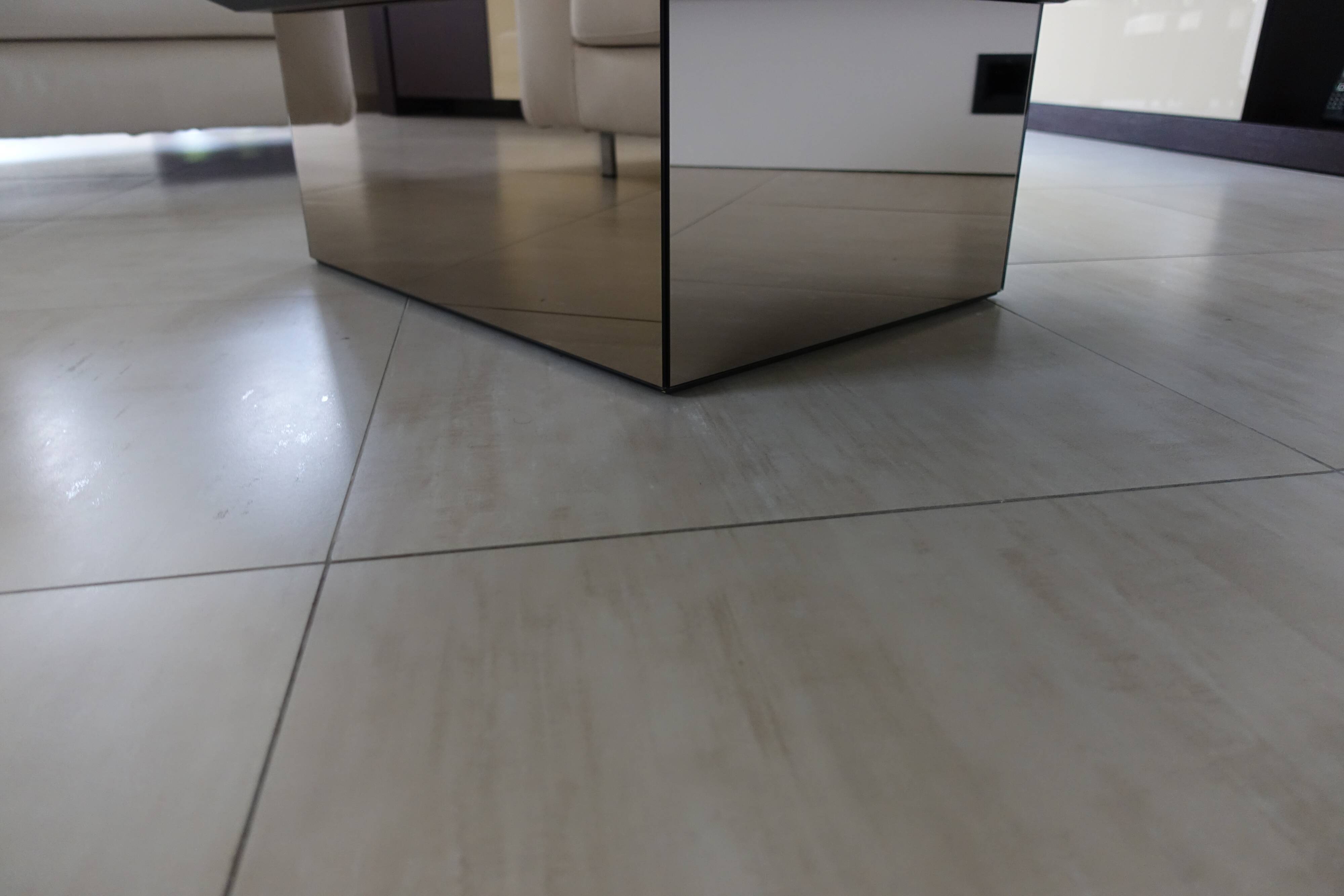 Table basse and canape coin paul michel