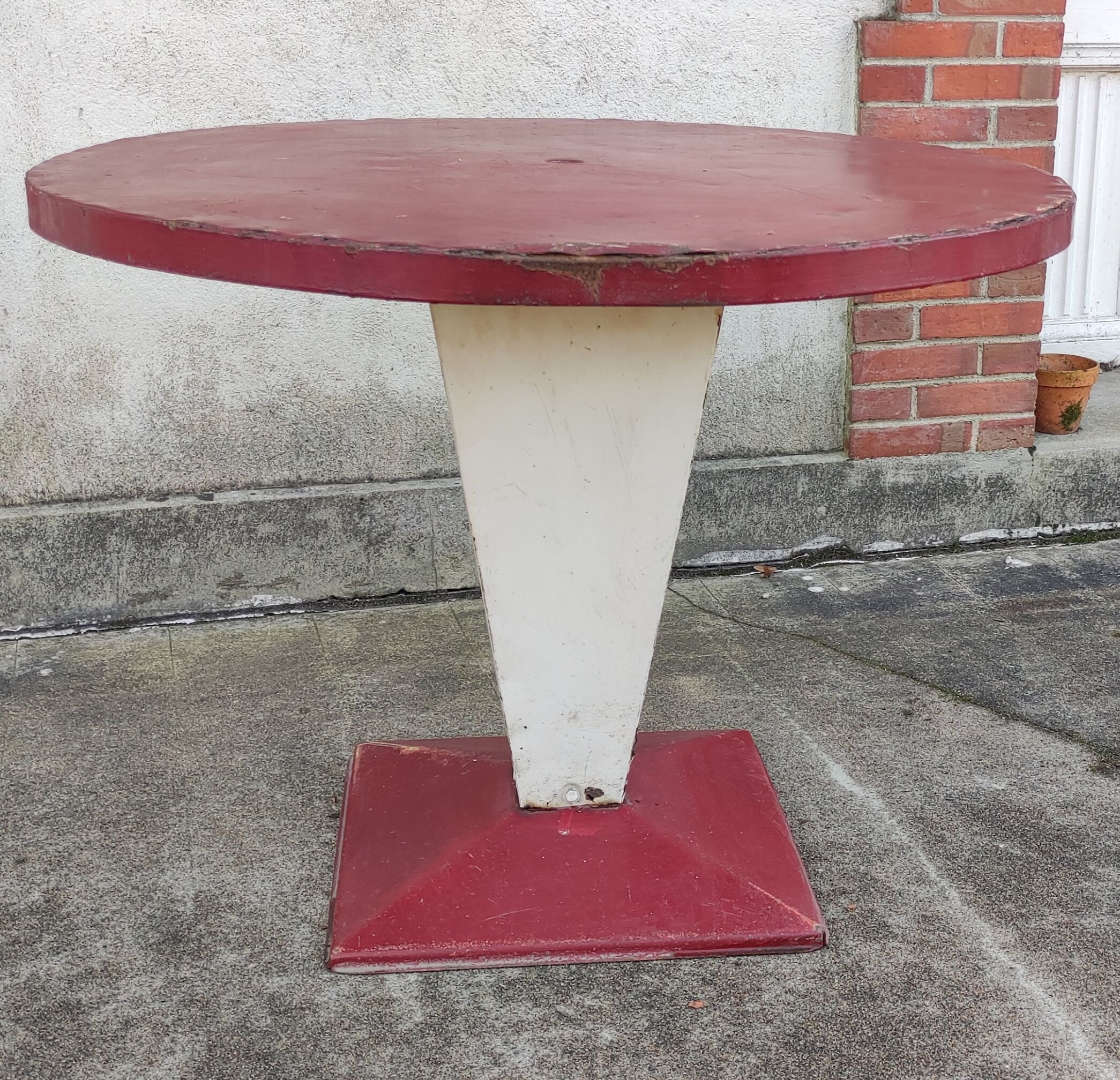 Vintage metal table Tolix