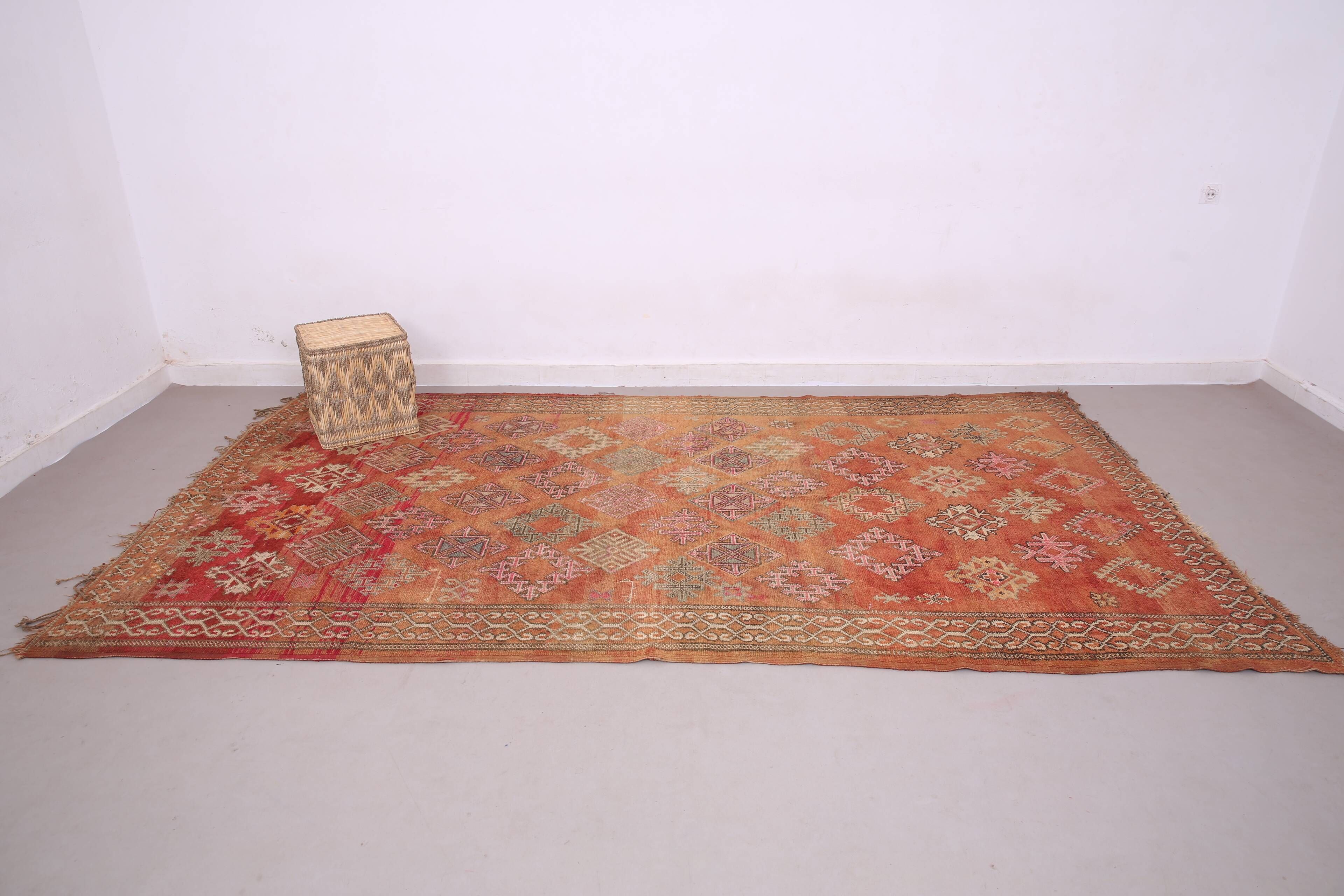 Vintage Moroccan Wool Rug 185 x 337 cm - Berber Handmade Rug - Bohemian Rug