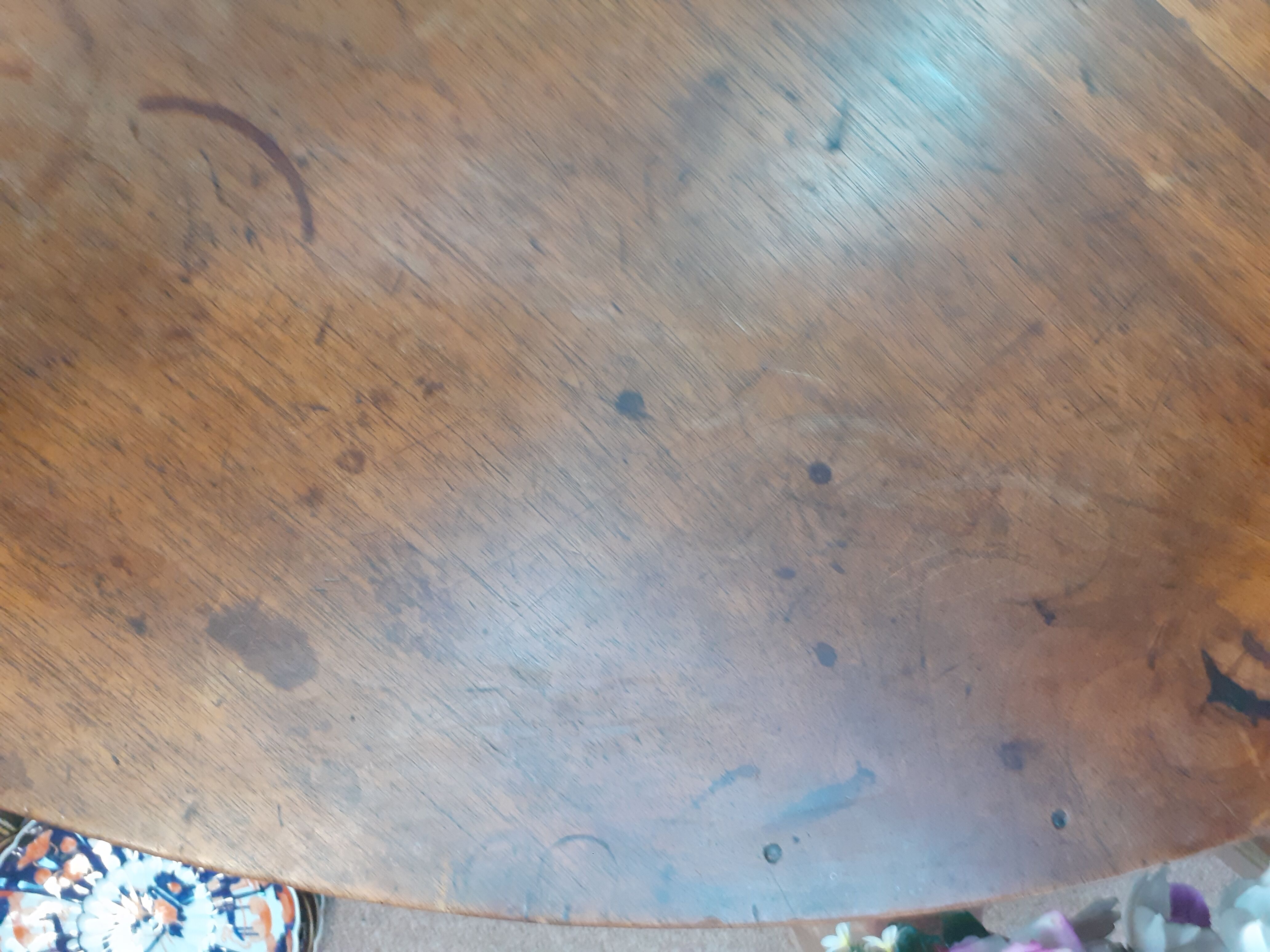 Table demi lune en noyer