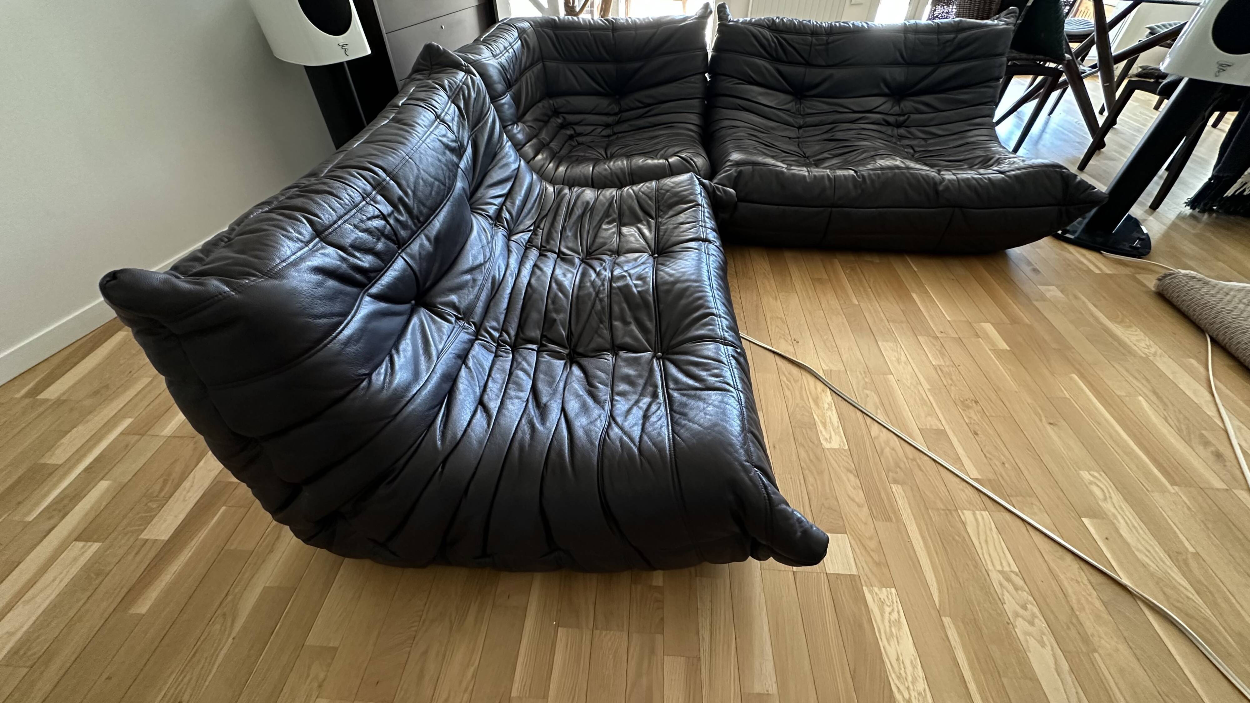 Togo corner sofa in Indiana Ink leather (2 two-seater benches and 1 corner piece)